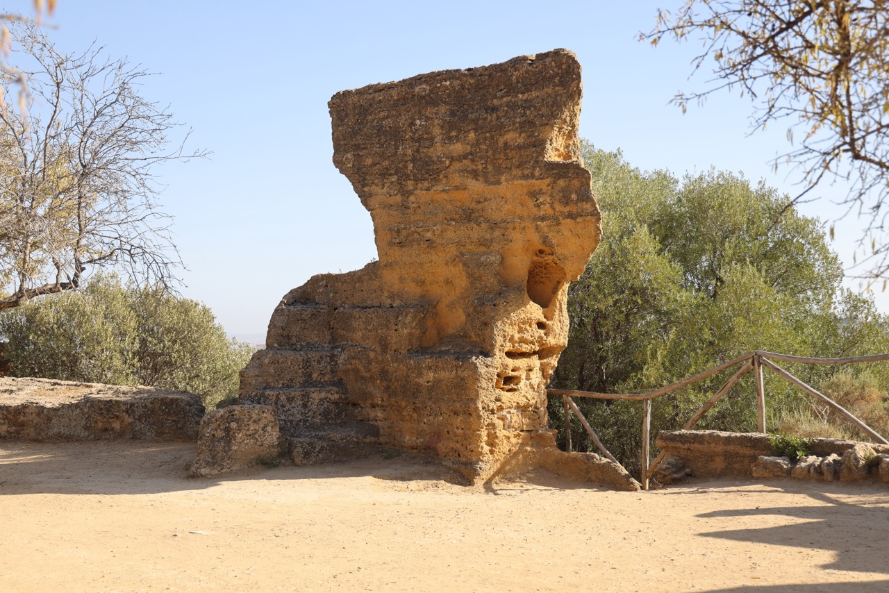 8B8A7313 Large